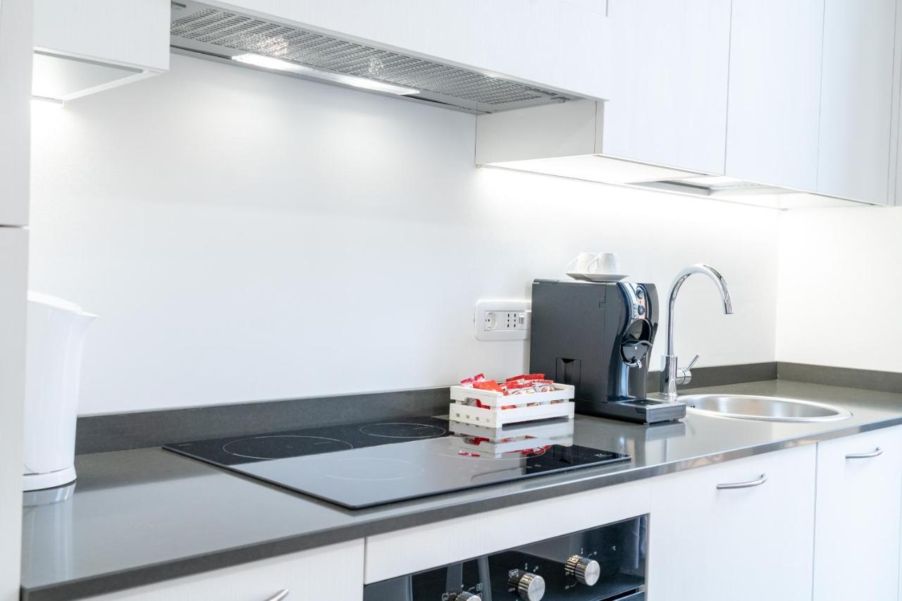 Colours Apartments & Rooms Сан Ремо Екстериор снимка