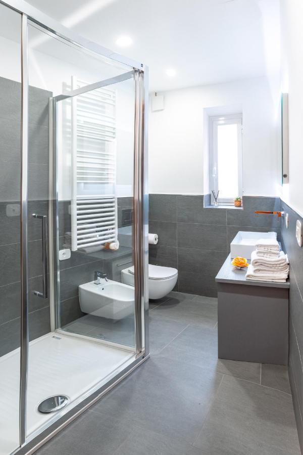 Colours Apartments & Rooms Сан Ремо Екстериор снимка