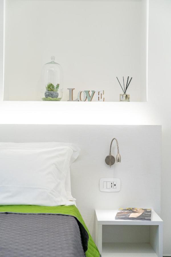 Colours Apartments & Rooms Сан Ремо Екстериор снимка
