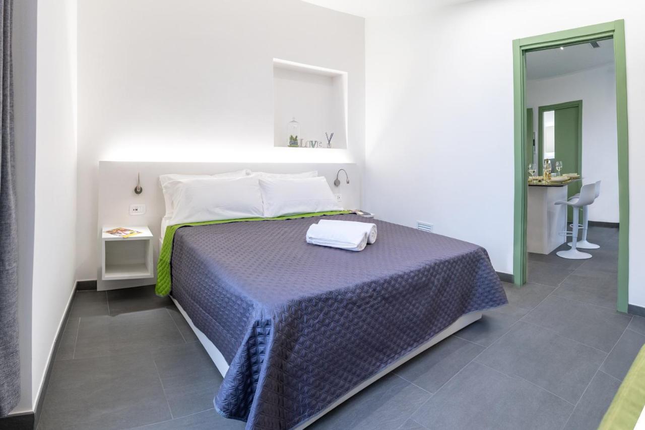 Colours Apartments & Rooms Сан Ремо Екстериор снимка